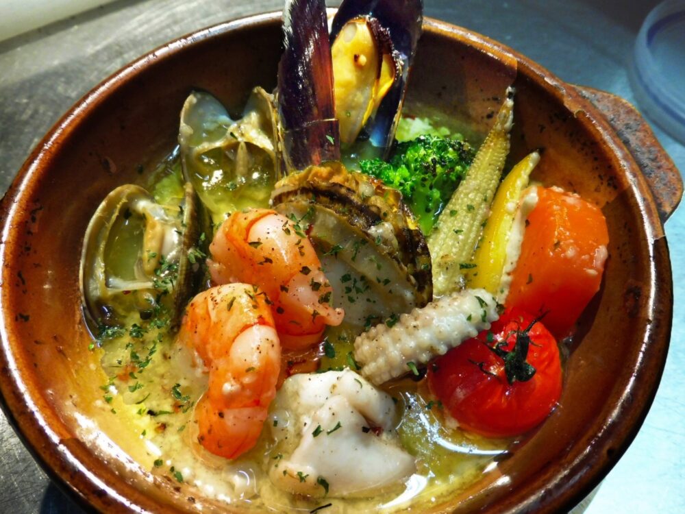 Seafood Ajillo