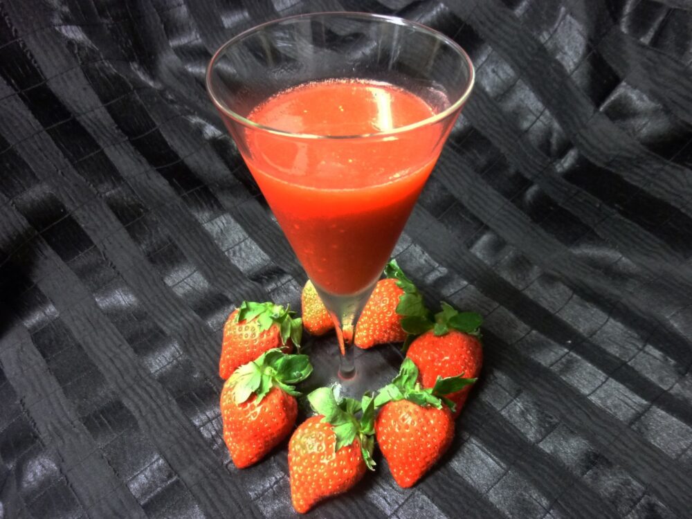 Strawberry (Amaou) Cocktail
