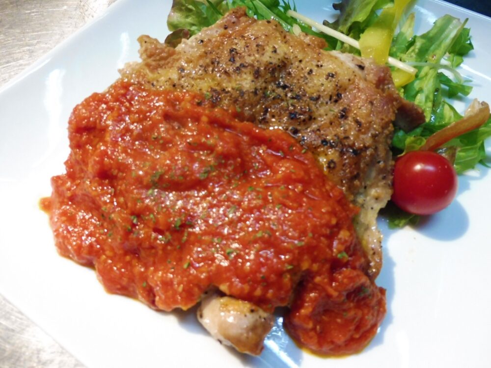 Chicken Thigh with Garlic Sauce