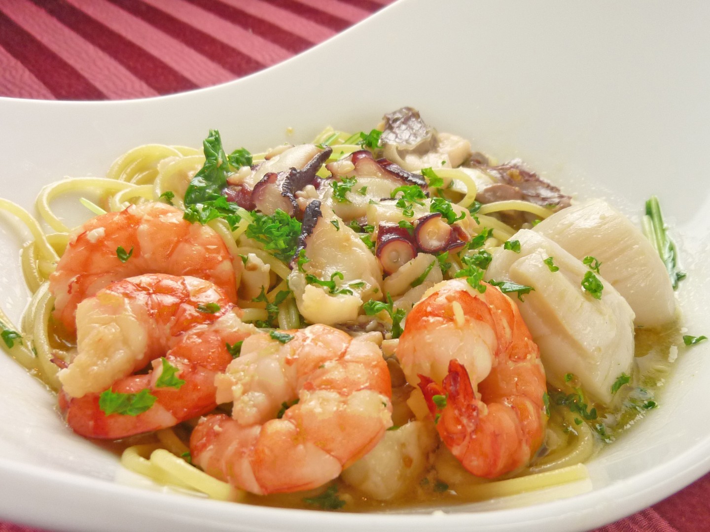 Seafood peperoncino.