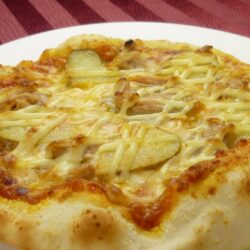 ゴローニャの、おいしいツナとマヨじゃがのピザ