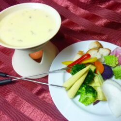 ゴローニャの、おいしいゴルゴンゾーラのチーズフォンデュ