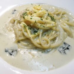 ゴローニャの、おいしいゴルゴンゾーラのクリームパスタ