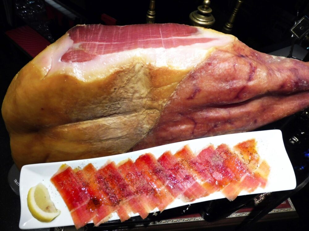 西班牙产生火腿切片（哈蒙·塞拉诺）